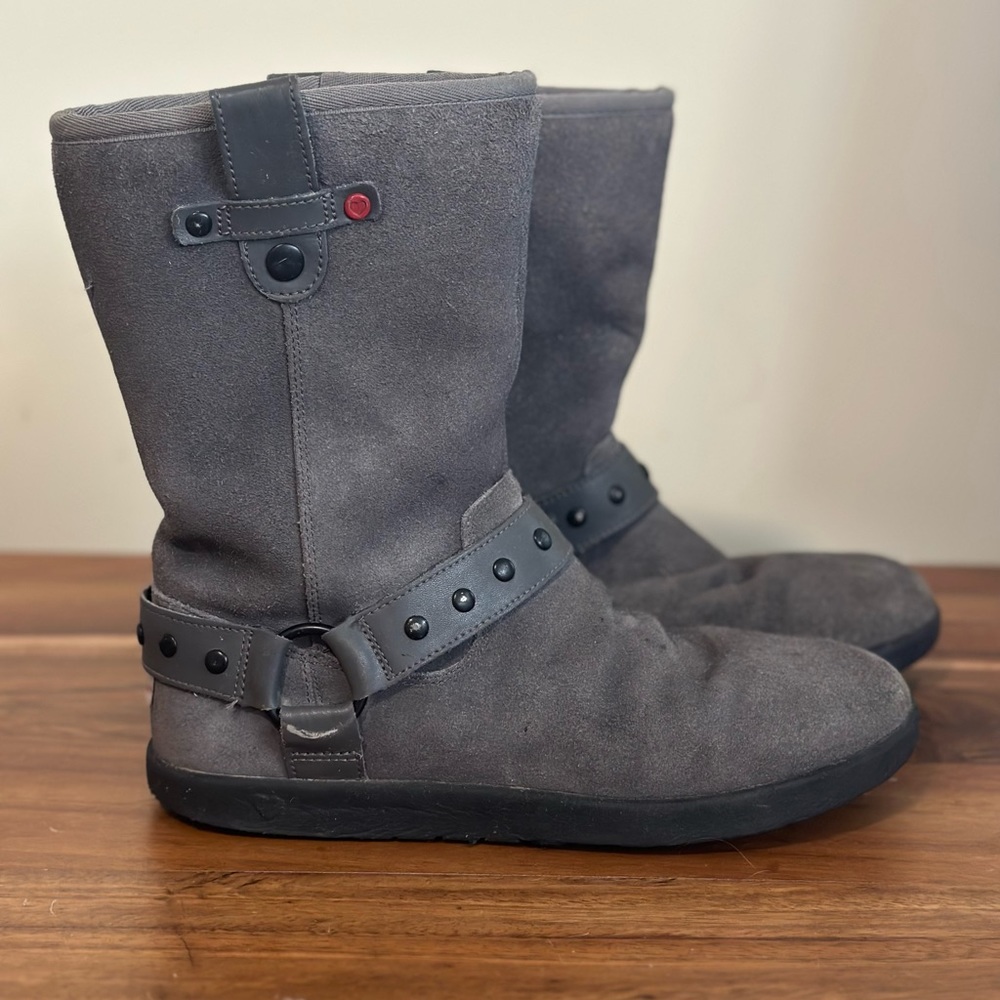 Girls UGG KIDS I HEART MOTO SHORT BOOTS size 6